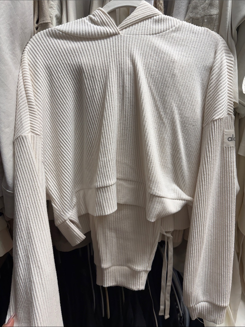 ALO Yoga Ribbed Hooded Cropped Pullover in Cream